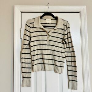 👑 Cream and Black Striped V-Neck Sweater